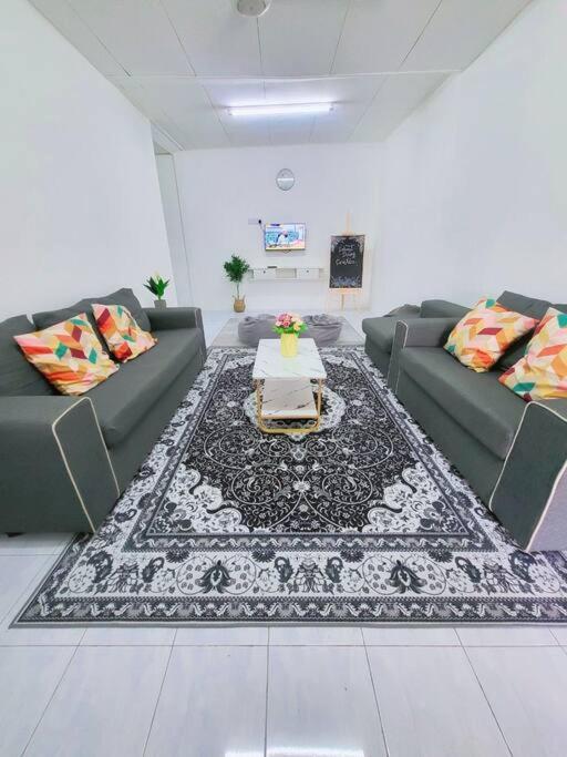 Casa Aira Cozy & Comfy Home Kampong Kepayang Exterior foto